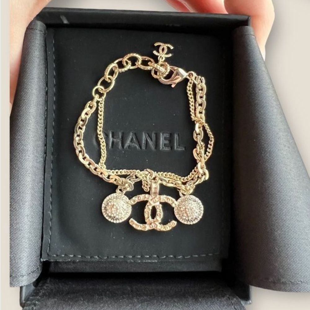 Chanel double Strass, crystal charm, platinum bracelet, CC stamped 2023, New